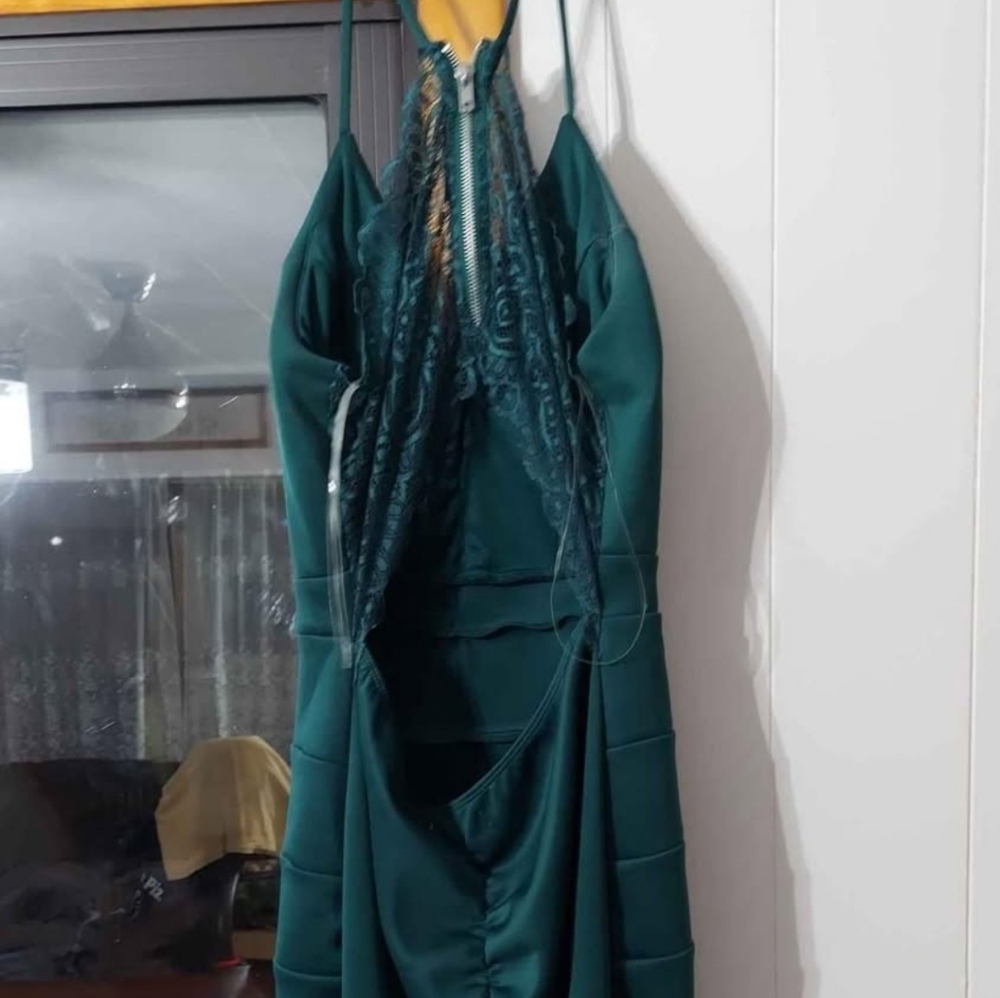 Formal Dress - Picture 3 of 3